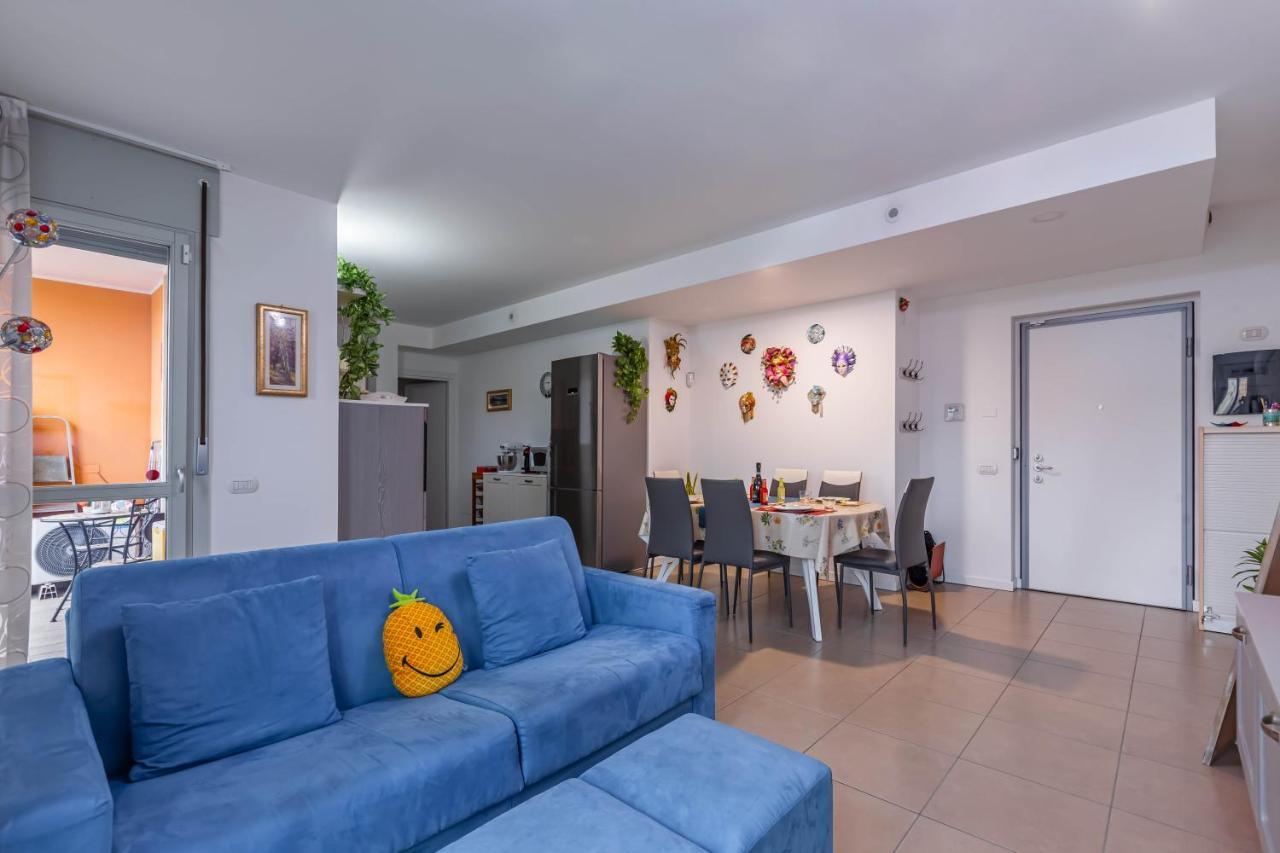 Milano Balcony Apt Apartman Kültér fotó